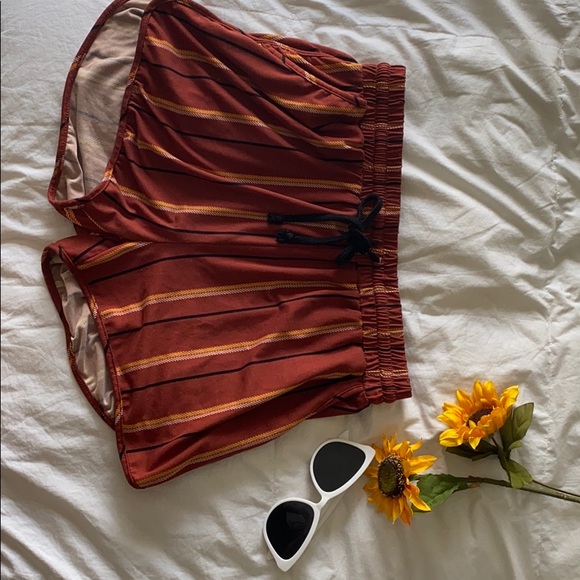 Shorts - Picture 1 of 3